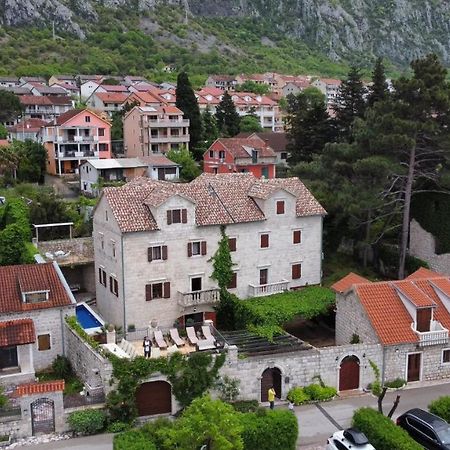 Villa Luxury Stone On The Sea With Private Pool And View Kotor Buitenkant foto