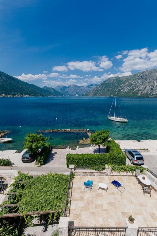 Villa Luxury Stone On The Sea With Private Pool And View Kotor Buitenkant foto